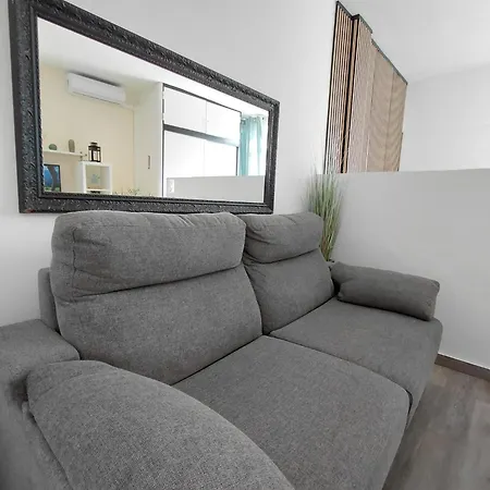 Torremolinos Beach Apartment *